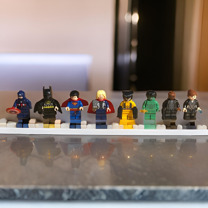 LEGO Minifigure Bundle, 8 Minifigures, Marvel & DC, Batman, Hulk etc…